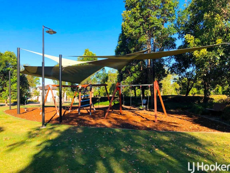 32 Cottonwood Circuit, North Lakes QLD 4509