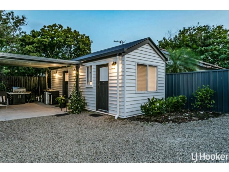 482 Oxley Avenue, Redcliffe QLD 4020