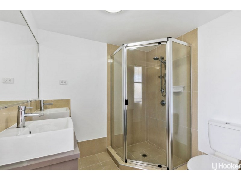 4/11 Dix Street, Redcliffe QLD 4020