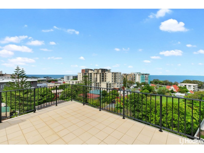 4/11 Dix Street, Redcliffe QLD 4020