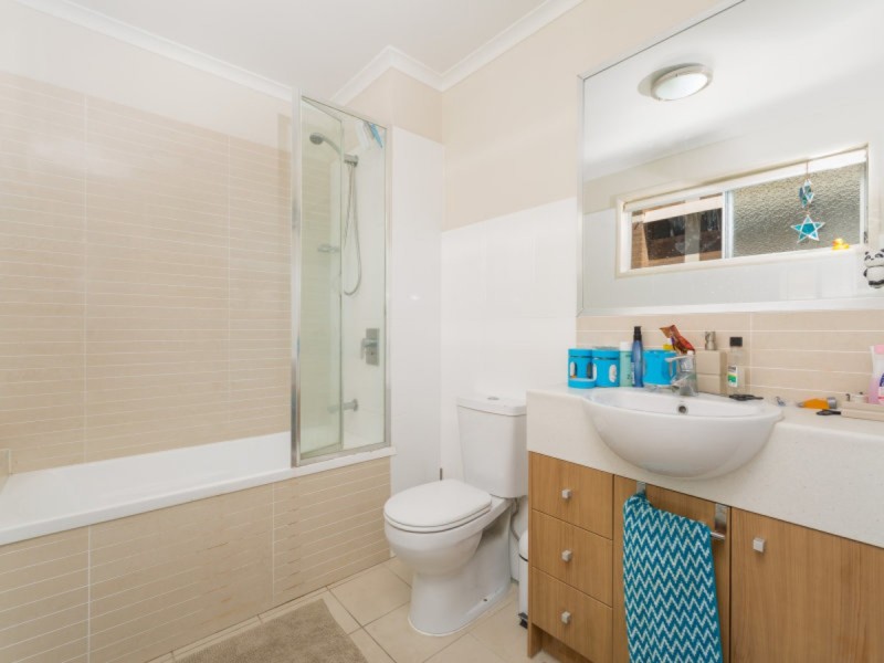 2/1-3 Sydney Street, Redcliffe QLD 4020