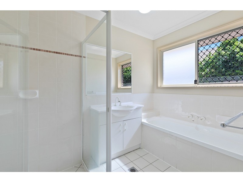 24 Cashmere Street, Rothwell QLD 4022
