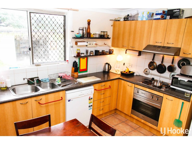 24 Centaur Street, Redcliffe QLD 4020