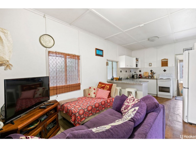 36 Ella Street, Redcliffe QLD 4020