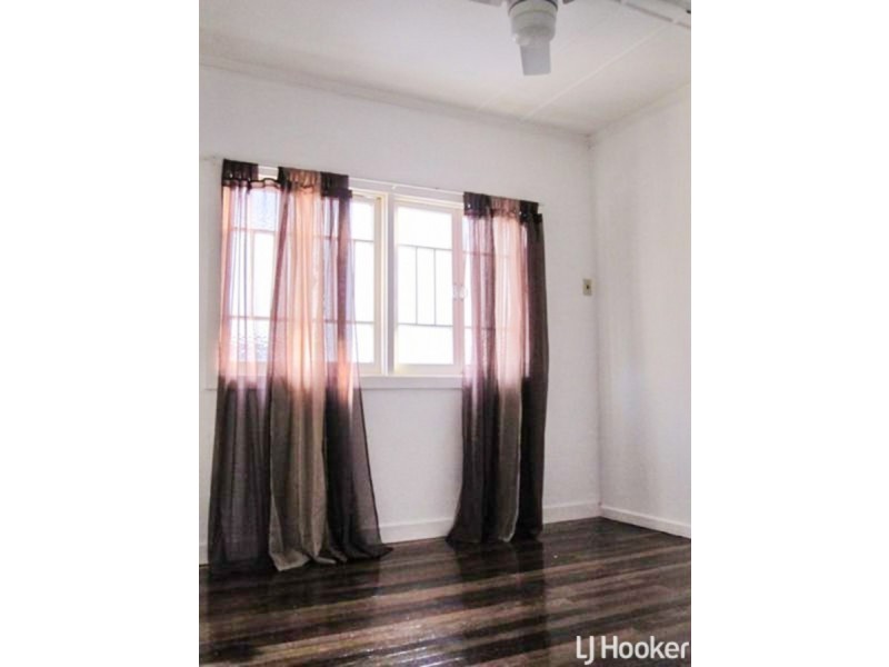 13 Davis Street, Redcliffe QLD 4020