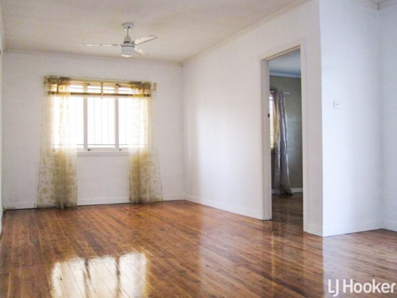 13 Davis Street, Redcliffe QLD 4020