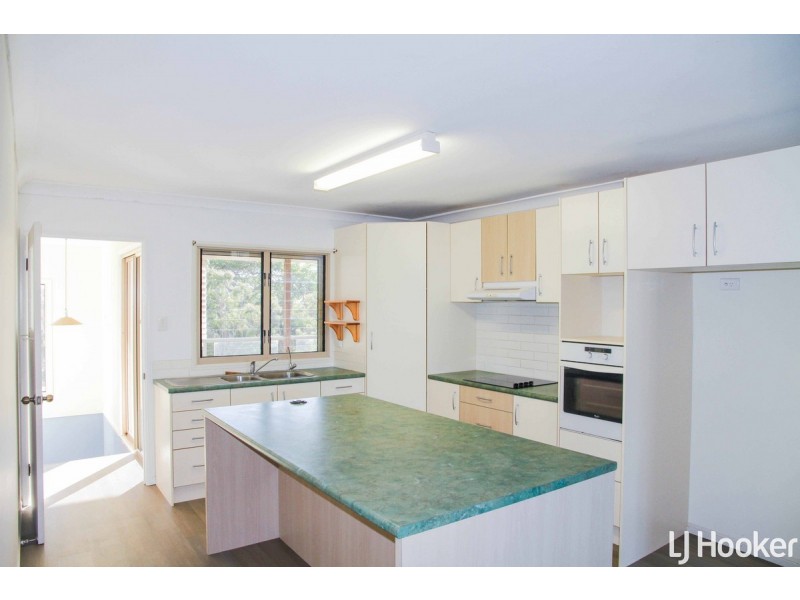 16 MacDonnell Road, Margate QLD 4019