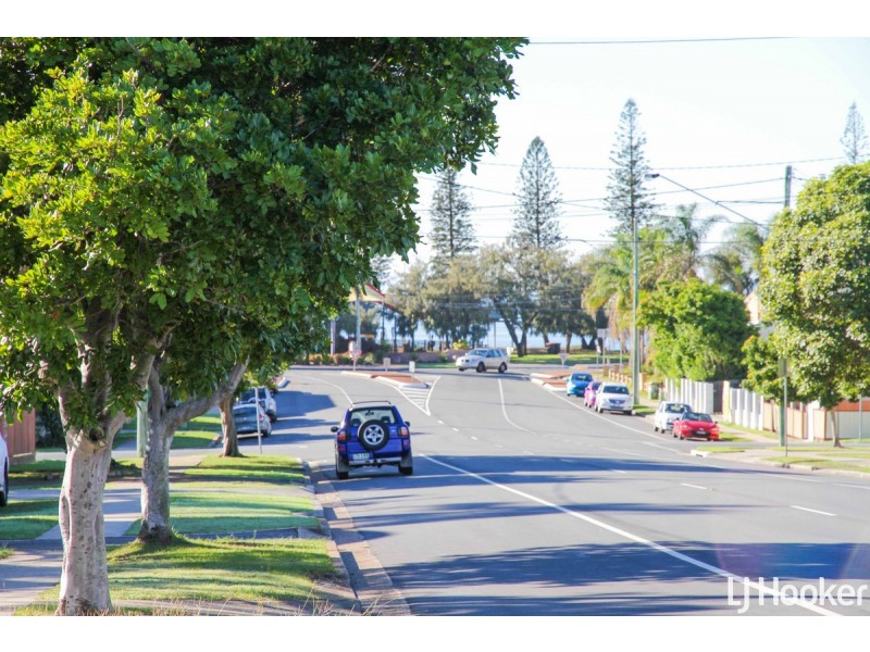 16 MacDonnell Road, Margate QLD 4019