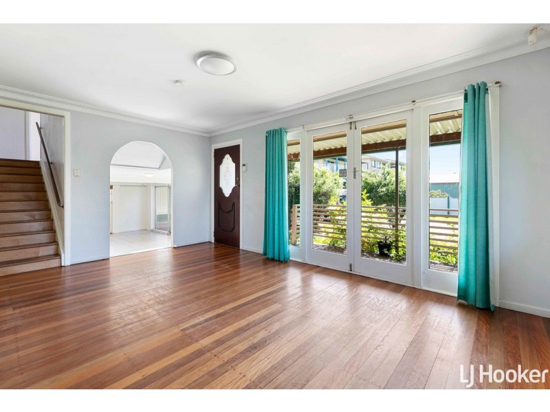 1 Langdon Avenue, Margate QLD 4019