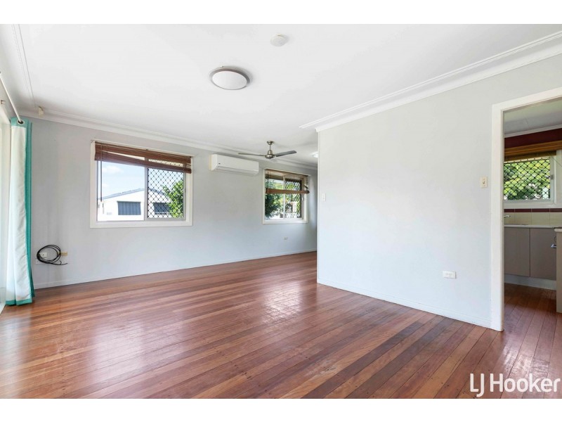 1 Langdon Avenue, Margate QLD 4019
