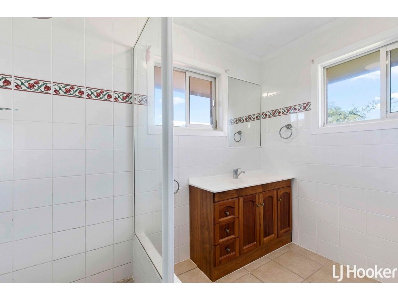 1 Langdon Avenue, Margate QLD 4019