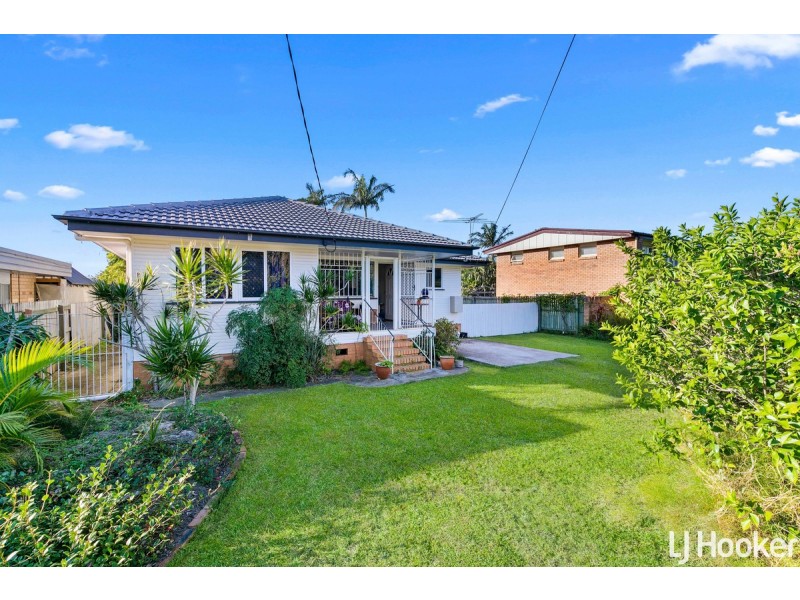 12 Porter Street, Redcliffe QLD 4020