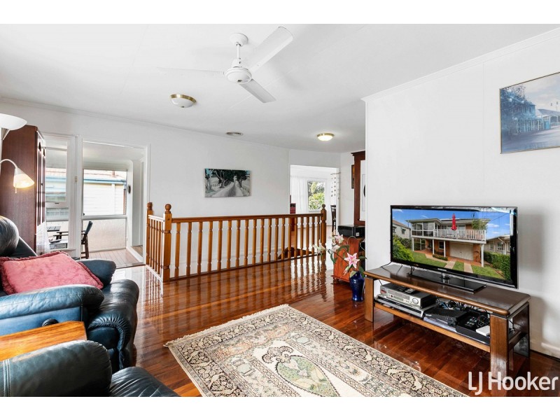 23 Queen Street, Scarborough QLD 4020