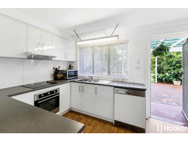 23 Queen Street, Scarborough QLD 4020