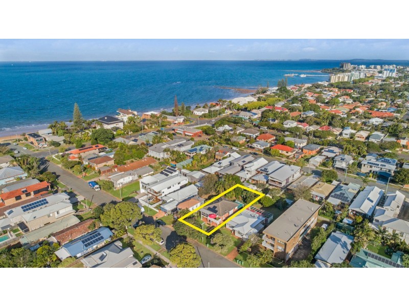 23 Queen Street, Scarborough QLD 4020