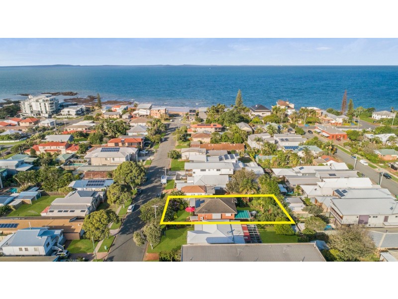 23 Queen Street, Scarborough QLD 4020