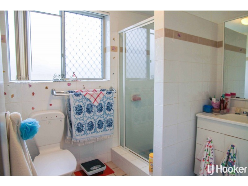 1/24 Silvyn Street, Redcliffe QLD 4020