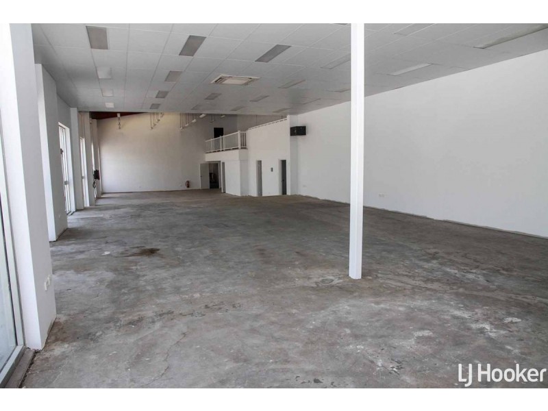 228 Anzac Avenue, Kippa-ring QLD 4021