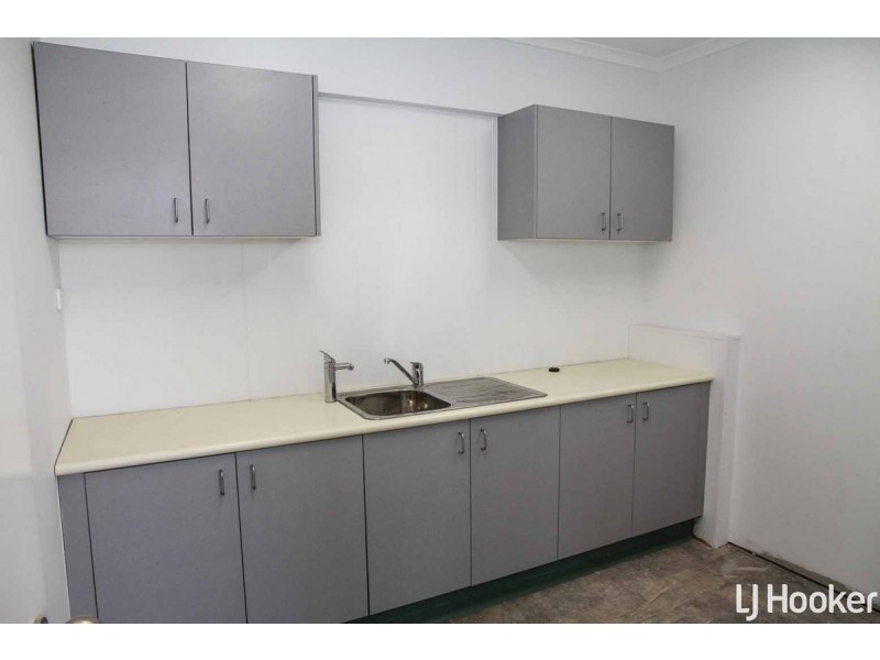 228 Anzac Avenue, Kippa-ring QLD 4021