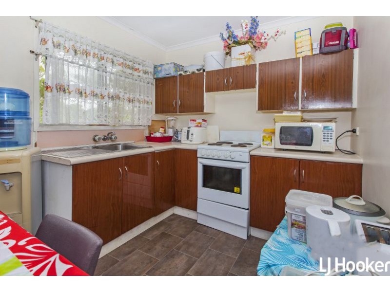 24 Central Avenue, Deception Bay QLD 4508