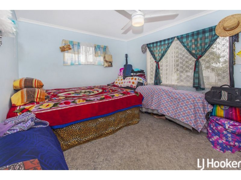 24 Central Avenue, Deception Bay QLD 4508