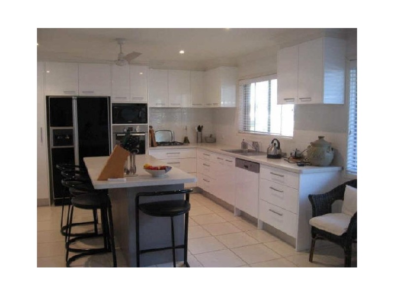 17 Kalimna Drive, Clontarf QLD 4019