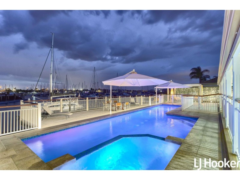 56 Australia Court, Newport QLD 4020