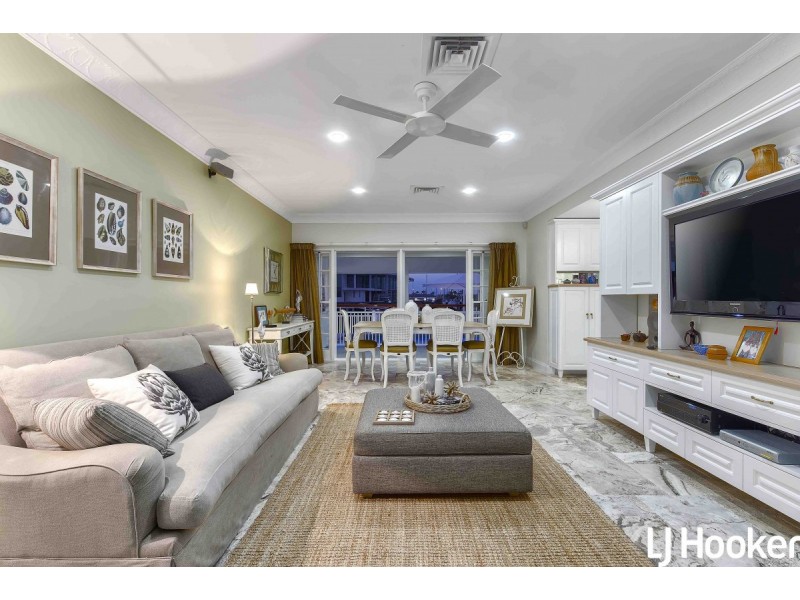 56 Australia Court, Newport QLD 4020