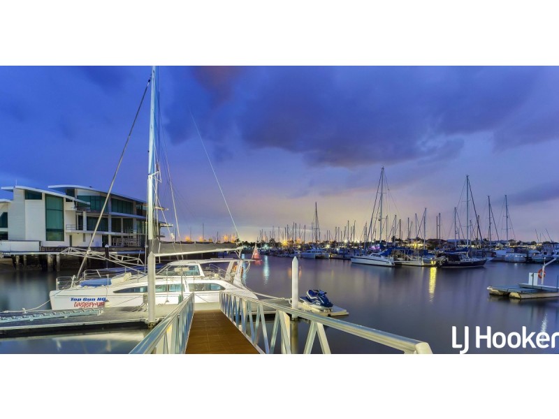 56 Australia Court, Newport QLD 4020