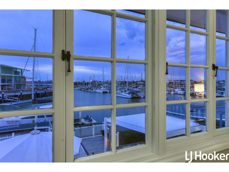 56 Australia Court, Newport QLD 4020