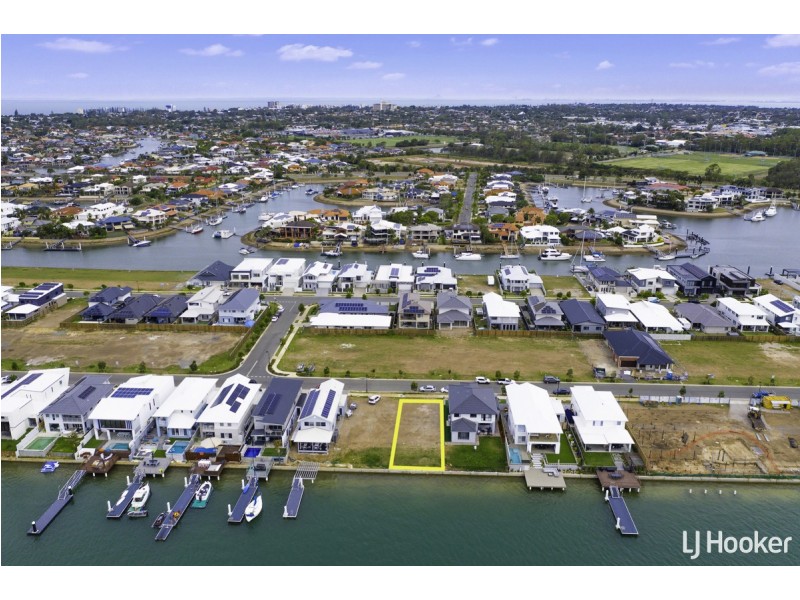 39 Quay Circuit, Newport QLD 4020