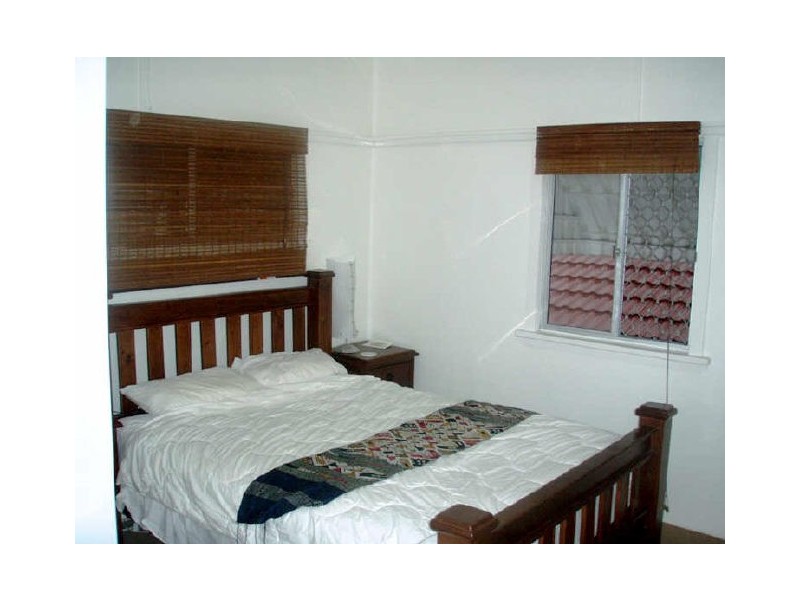 16 Cutts Street, Margate QLD 4019