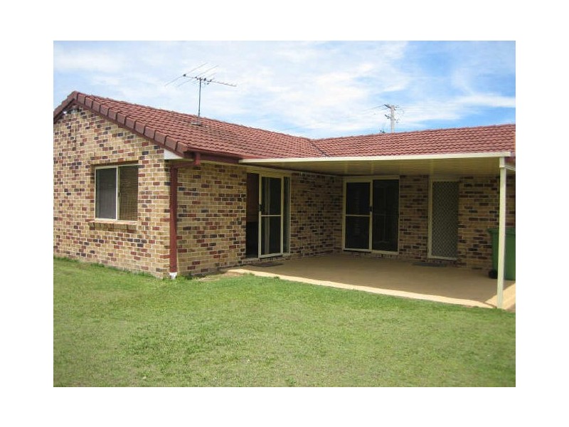 2 Surrey Court, Deception Bay QLD 4508