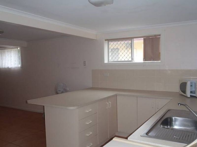 26 Hibiscus Avenue, Redcliffe QLD 4020