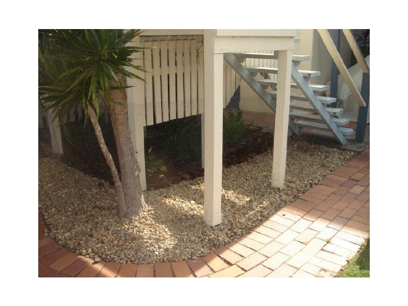 18 View Street, Woody Point QLD 4019