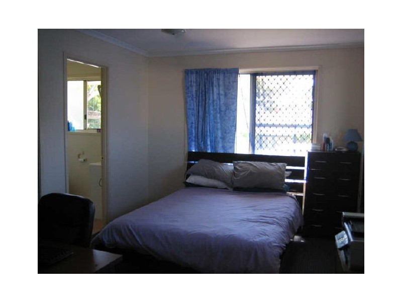 2/5 Bright Ave, Clontarf QLD 4019