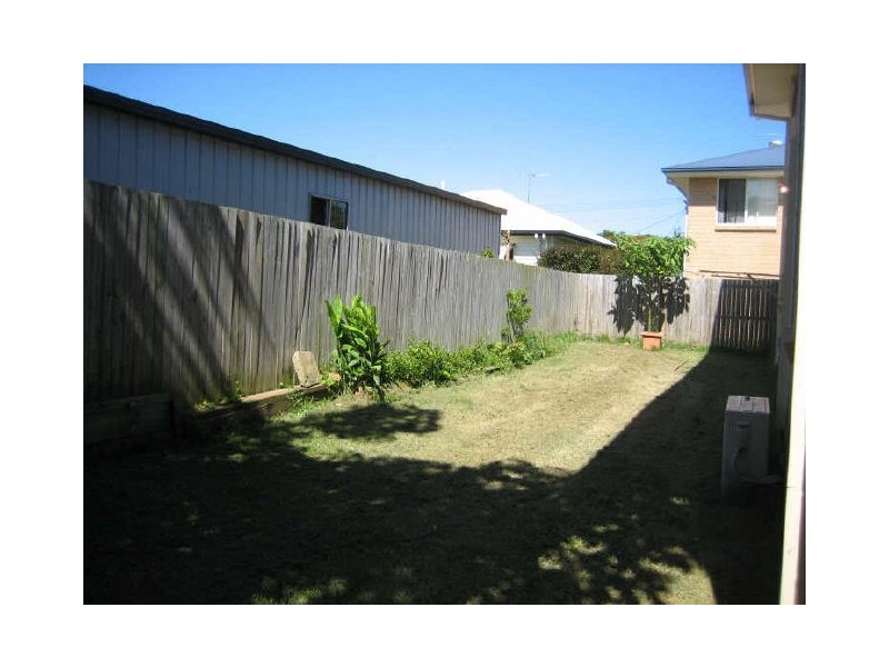2/5 Bright Ave, Clontarf QLD 4019