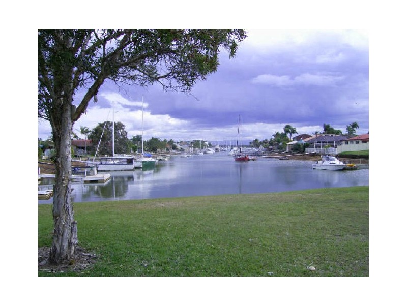 16 Newport Drive, Scarborough QLD 4020