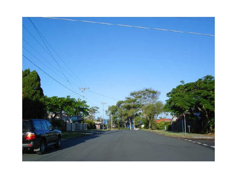 103 Kate Street, Woody Point QLD 4019