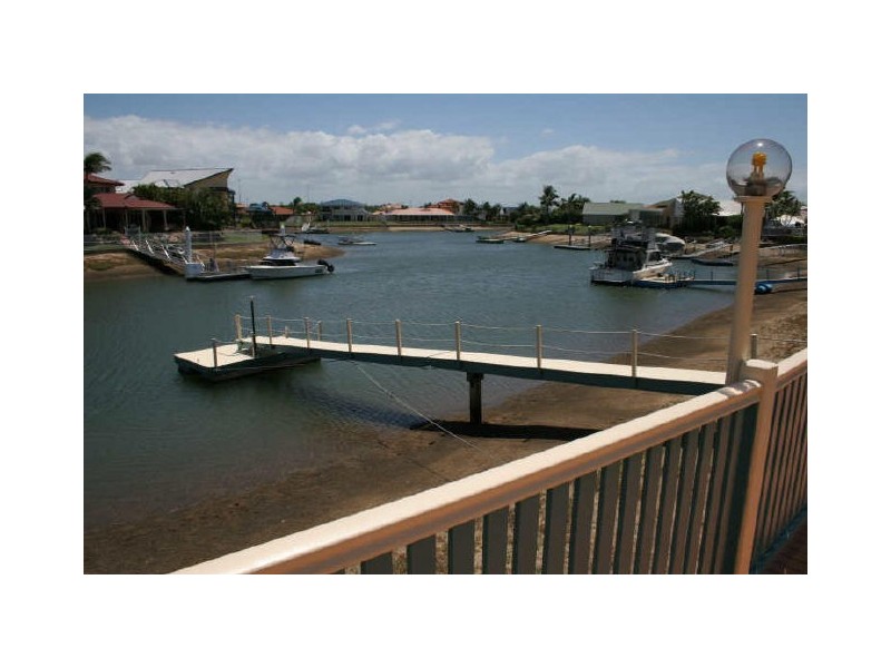 3 Constellation Crt, Scarborough QLD 4020