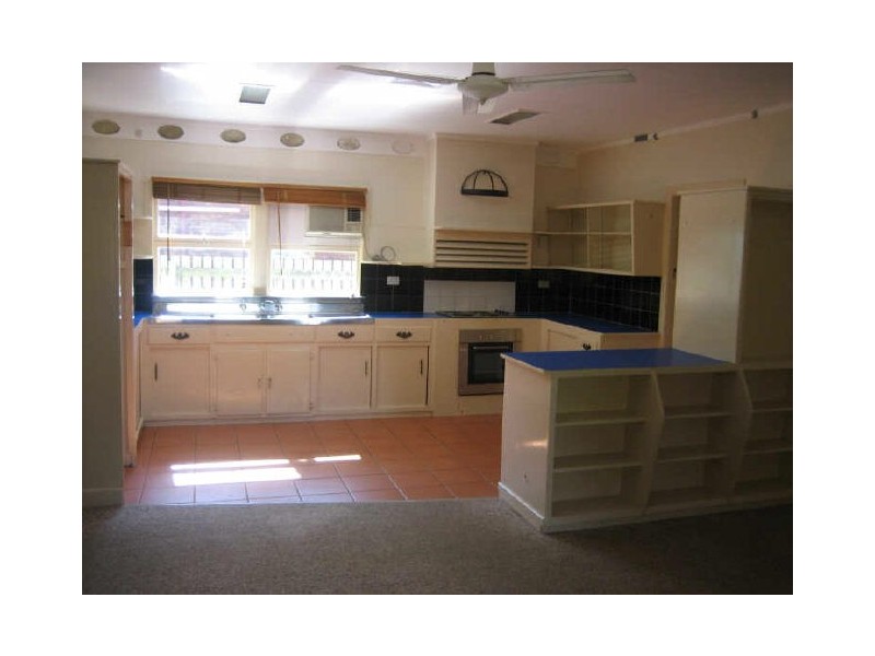 10 Donkin Street, Scarborough QLD 4020