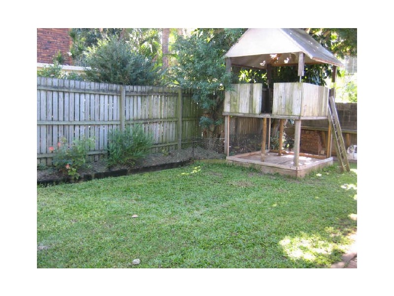 10 Donkin Street, Scarborough QLD 4020