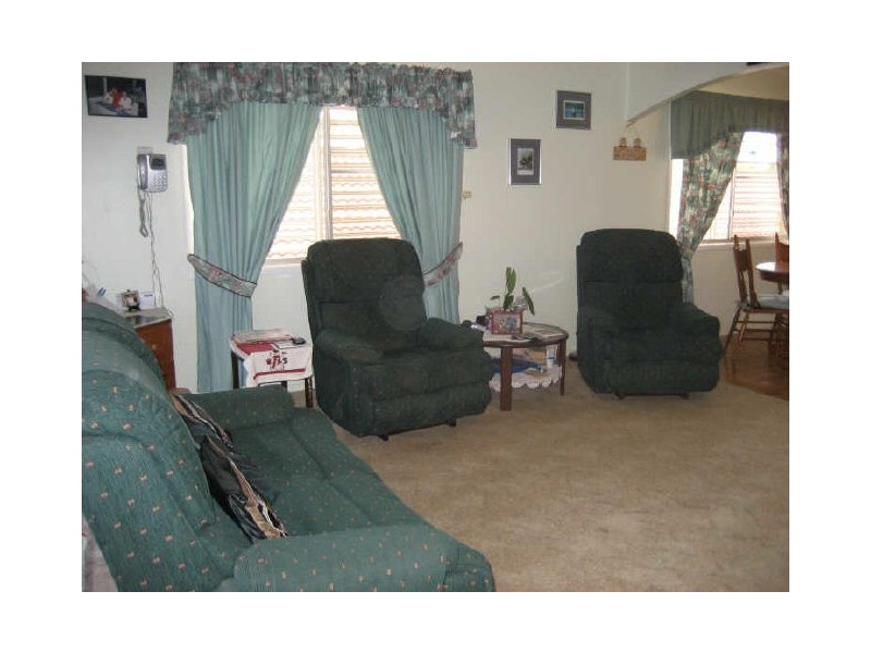 8 Cinnamon Court, Redcliffe QLD 4020