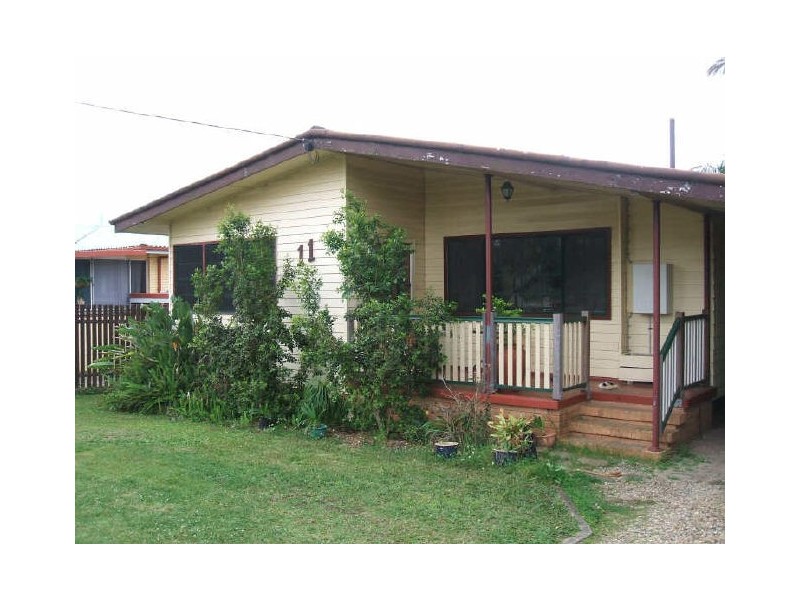 11 Watt Street, Redcliffe QLD 4020