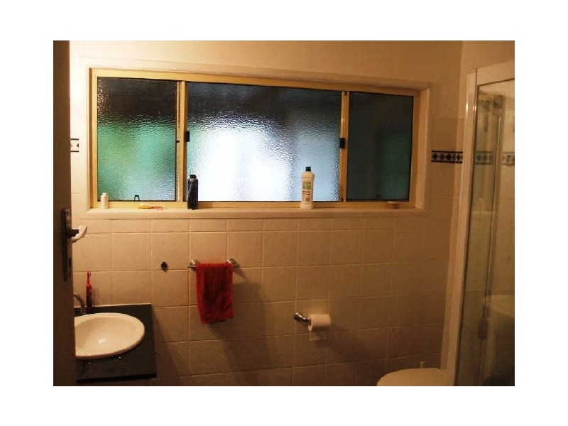 11 Watt Street, Redcliffe QLD 4020