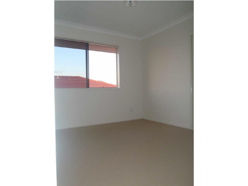 1/9 Lady Bowen Place, Rothwell QLD 4022