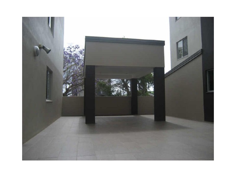 8/65 John Street, Redcliffe QLD 4020