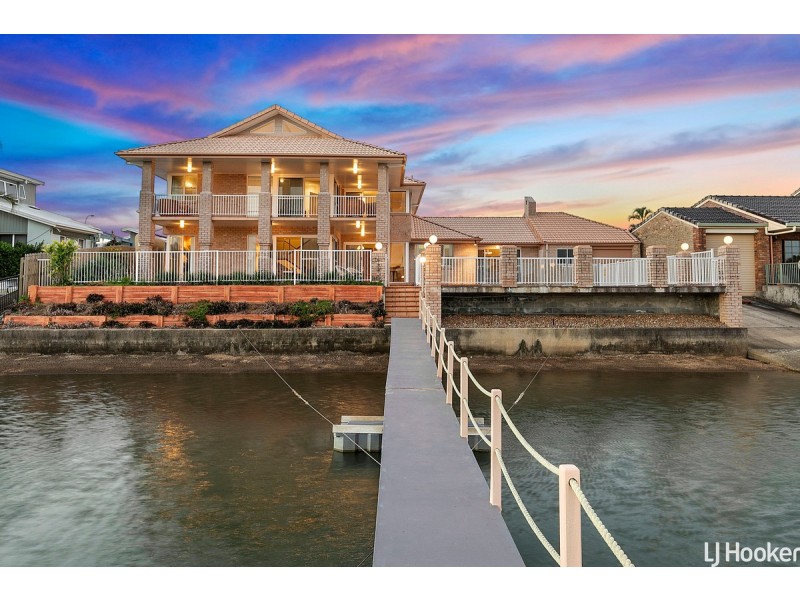 155 Griffith Road, Newport QLD 4020