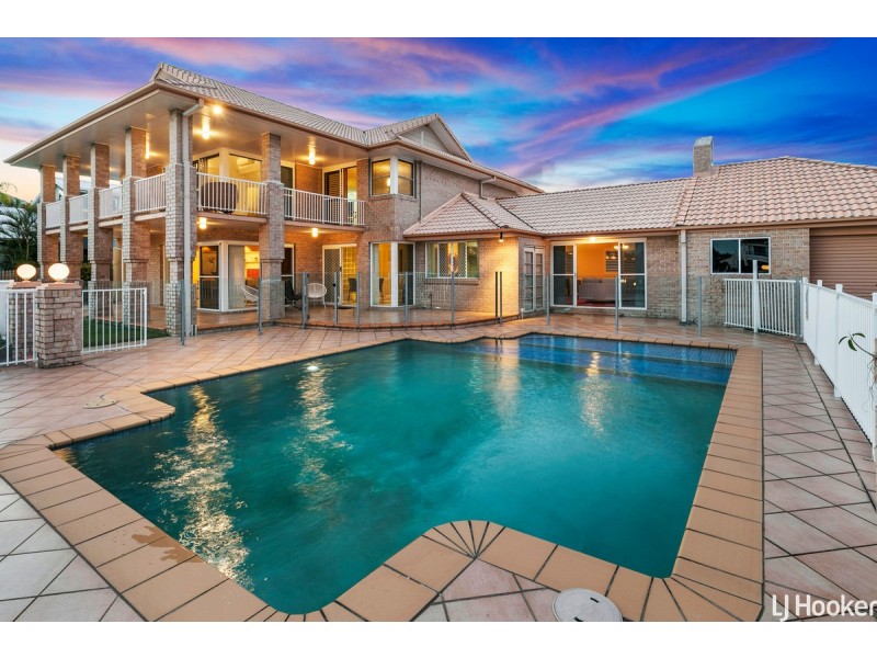 155 Griffith Road, Newport QLD 4020