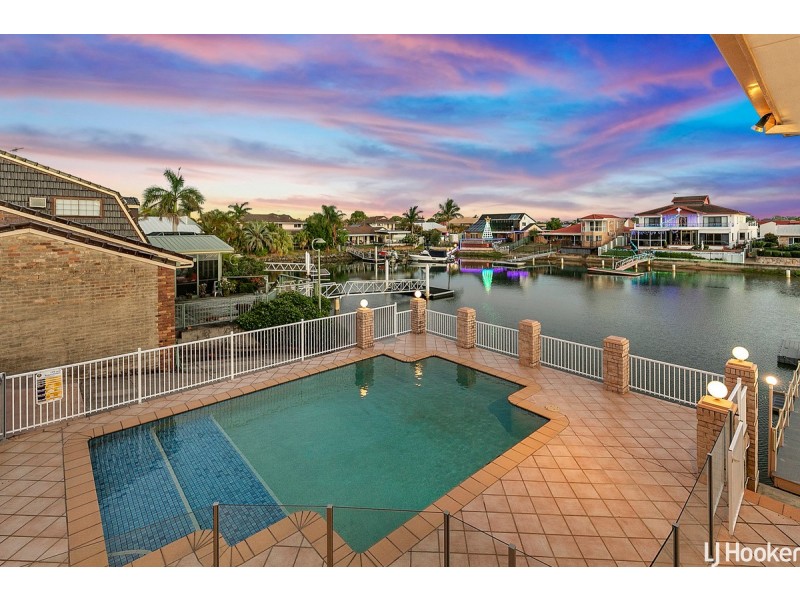 155 Griffith Road, Newport QLD 4020